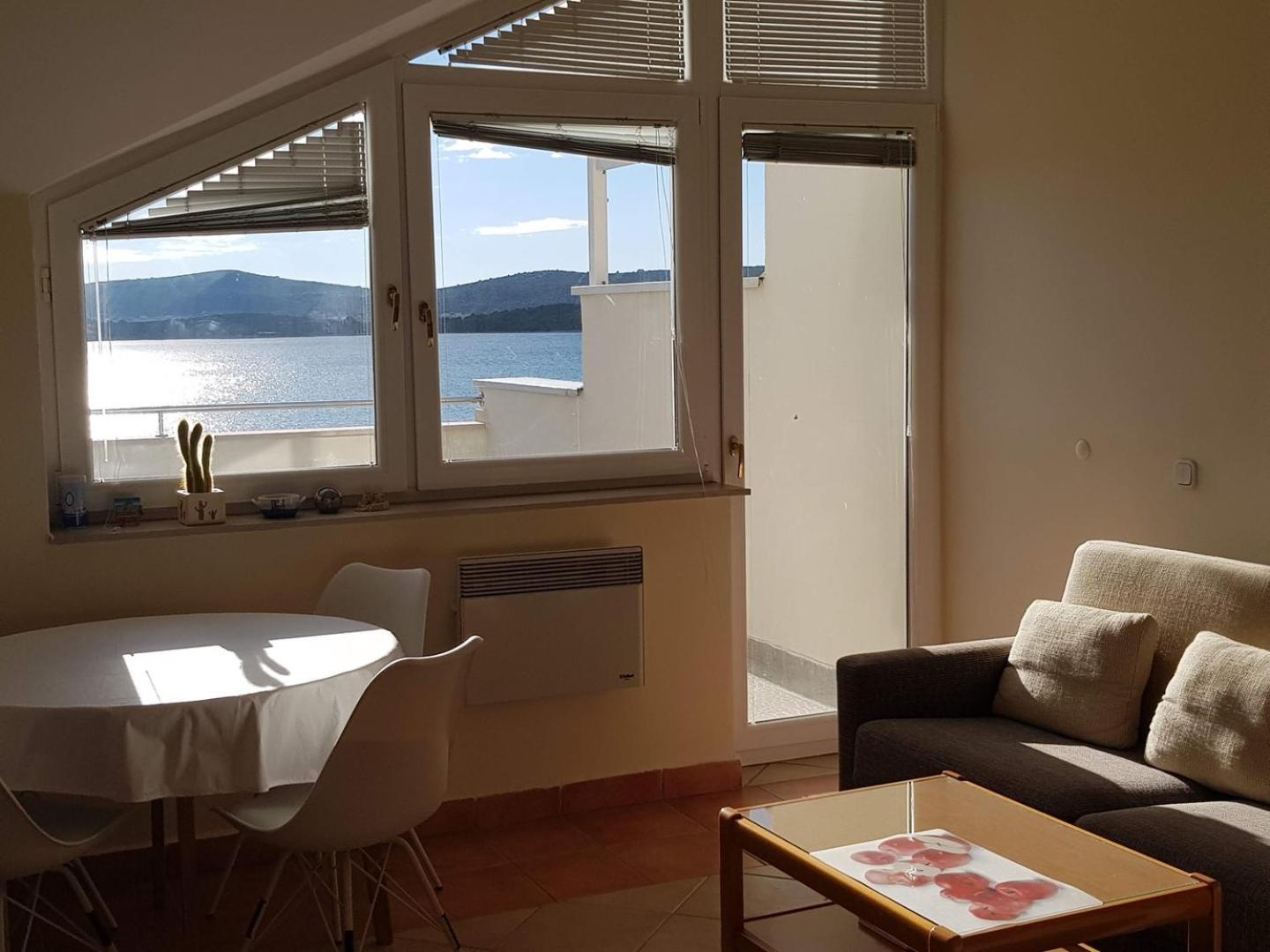 Seaside Apartments 투라니 외부 사진